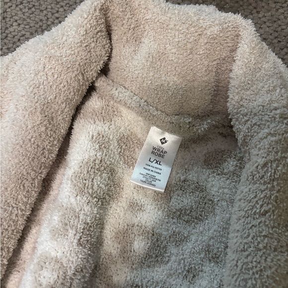 Women's Cream Leopard Print Robe - Picture 2 of 2